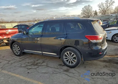 2016 Nissan Pathfinder S z USA, uszkodzony, nr VIN 5N1AR2MM9GC635810